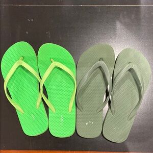 Green and Olive green Flip Flops Set